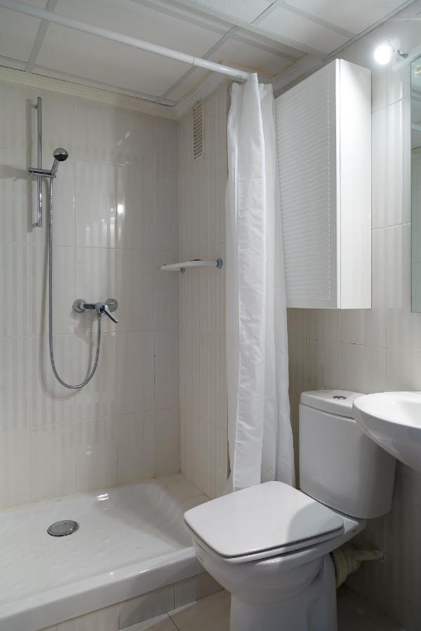 Uhc Barcino Apartments Салоу Экстерьер фото